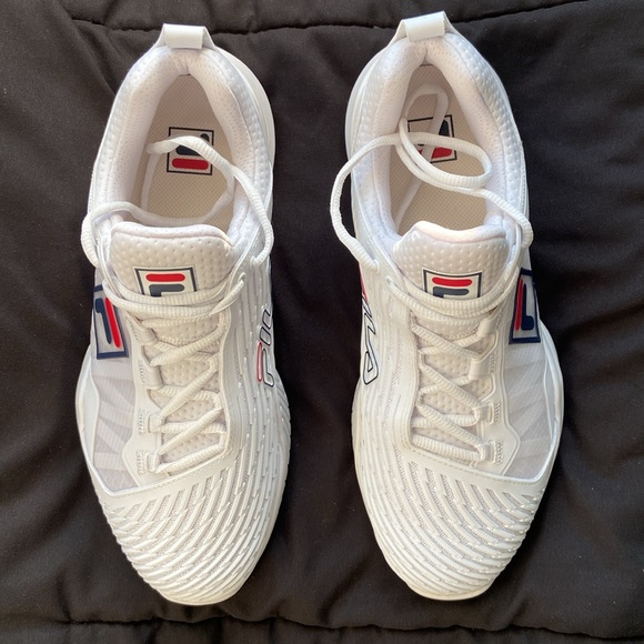 MEN’S FILA SPEED SERVE ENERGIZED WHITE TENNIS SHOES - Picture 3 of 6